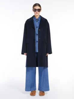 Single-breasted wool coat
