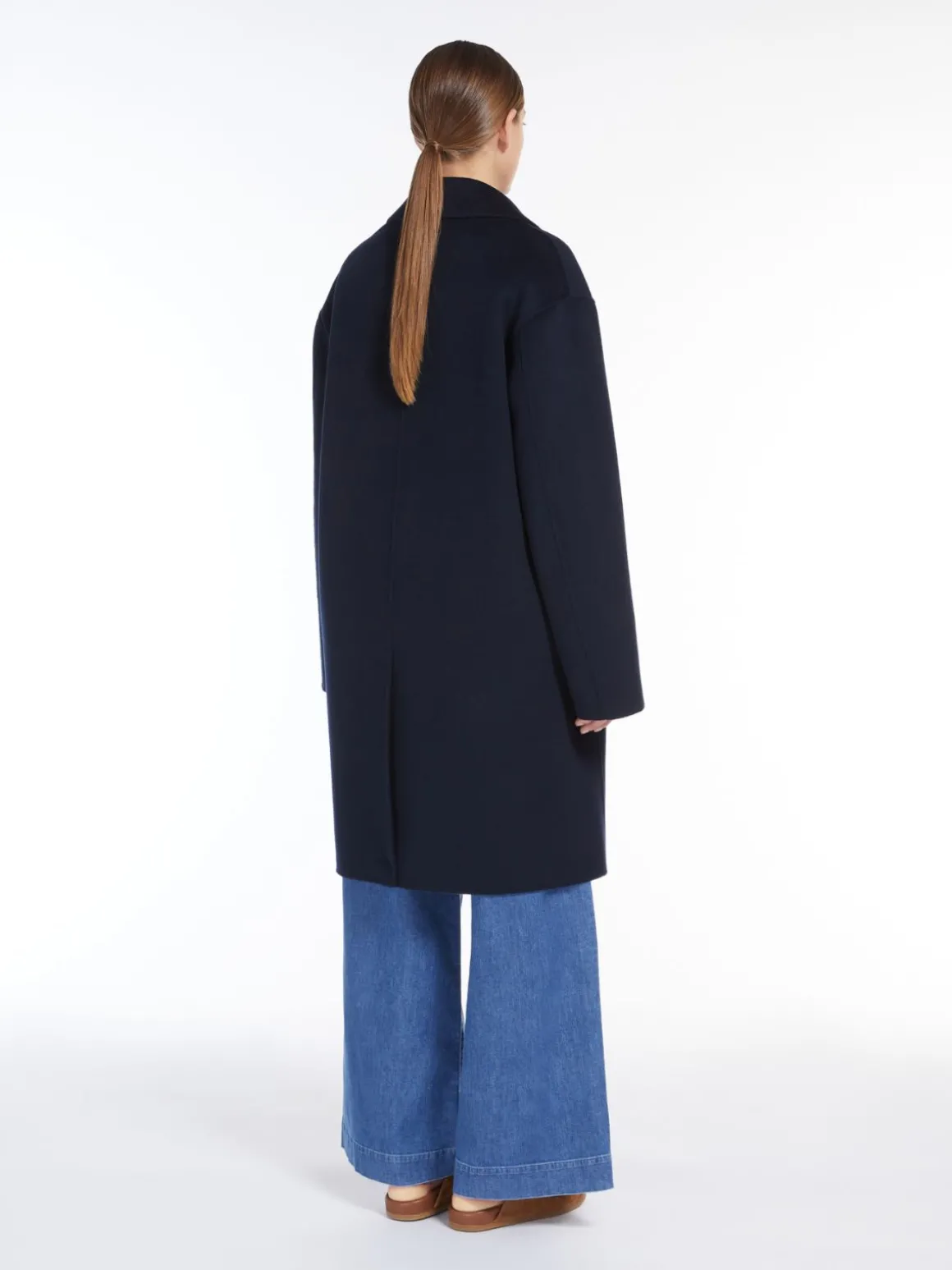 Single-breasted wool coat