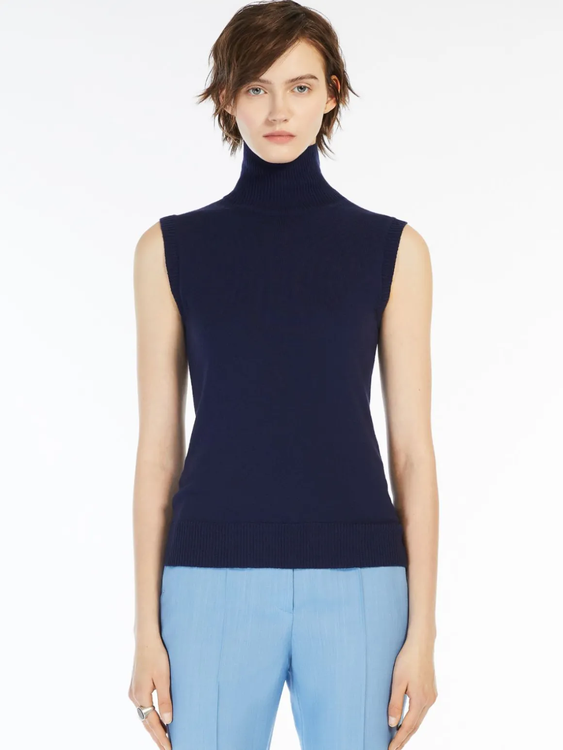 Sleeveless mock polo-neck sweater