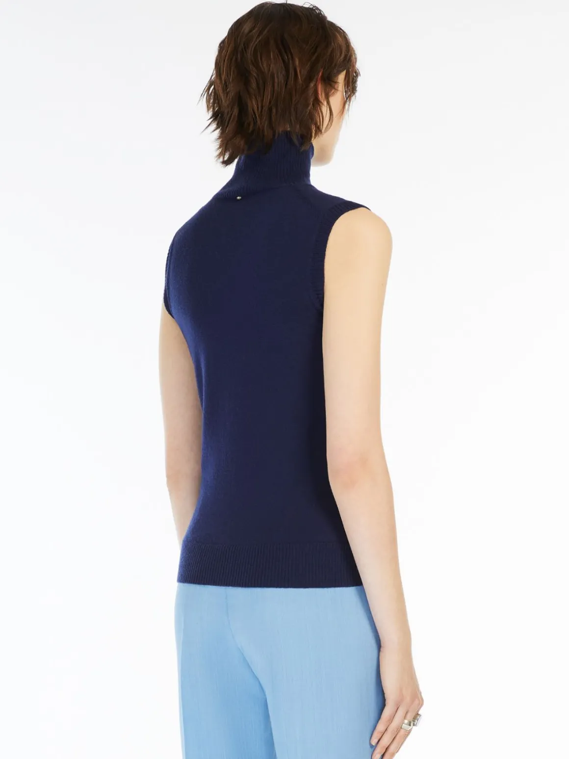 Sleeveless mock polo-neck sweater