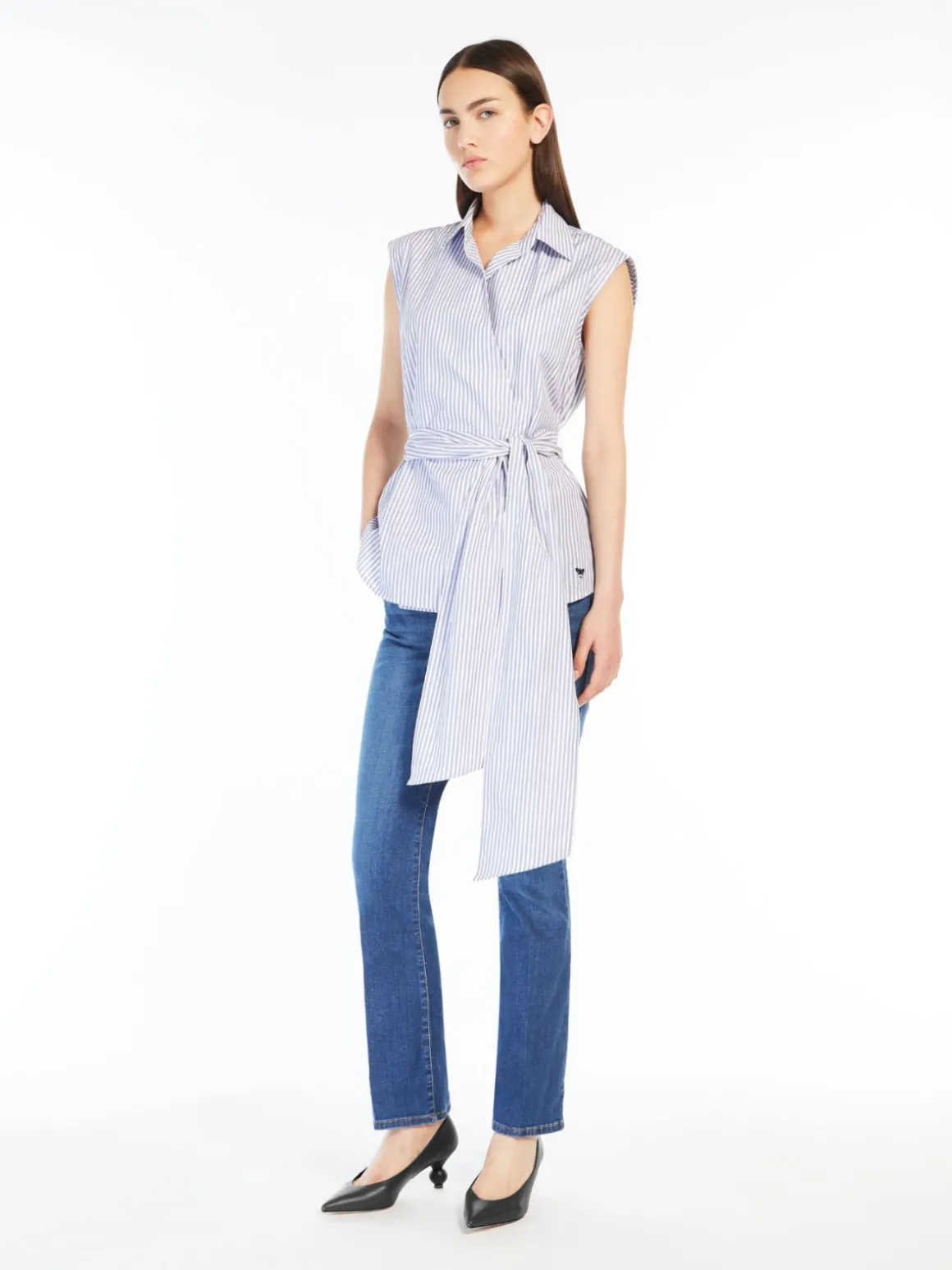 Sleeveless poplin shirt