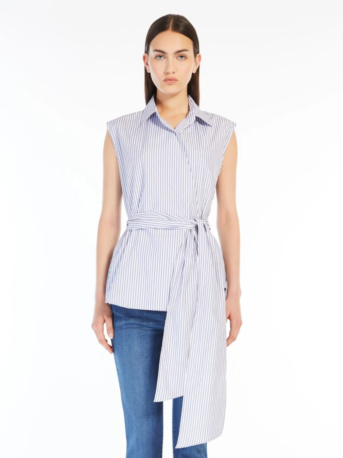 Sleeveless poplin shirt