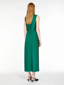 Slim-fit satin dress