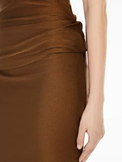 Slim-fit shiny dress