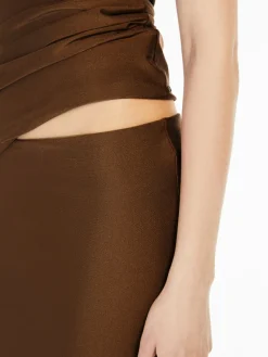 Slim-fit shiny dress