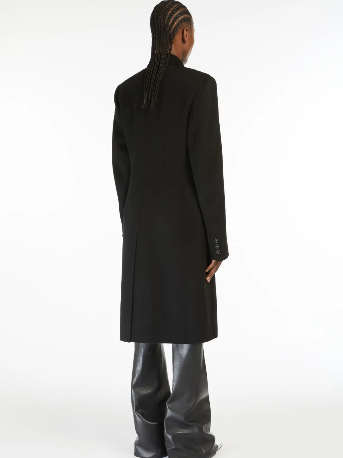 Slim-fit wool coat