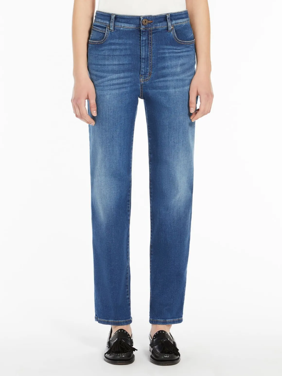 Stretch denim ‘90s jeans