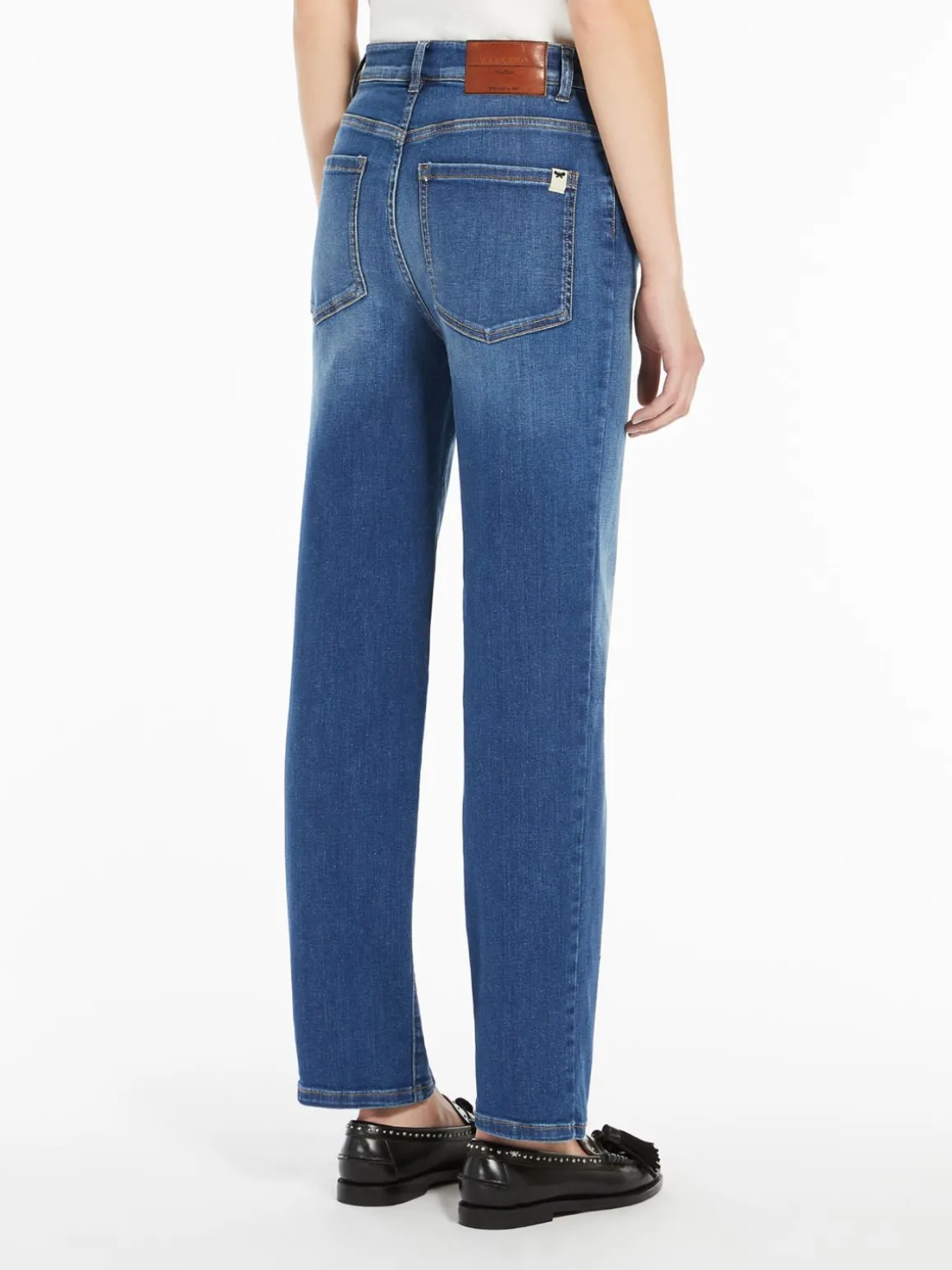 Stretch denim ‘90s jeans