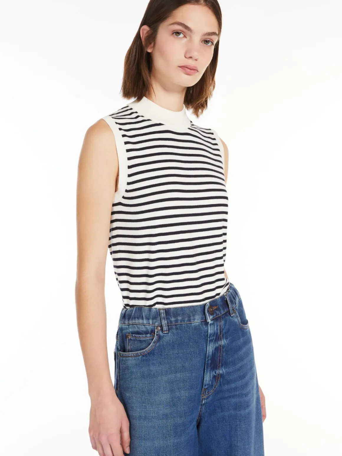 Stretch viscose top