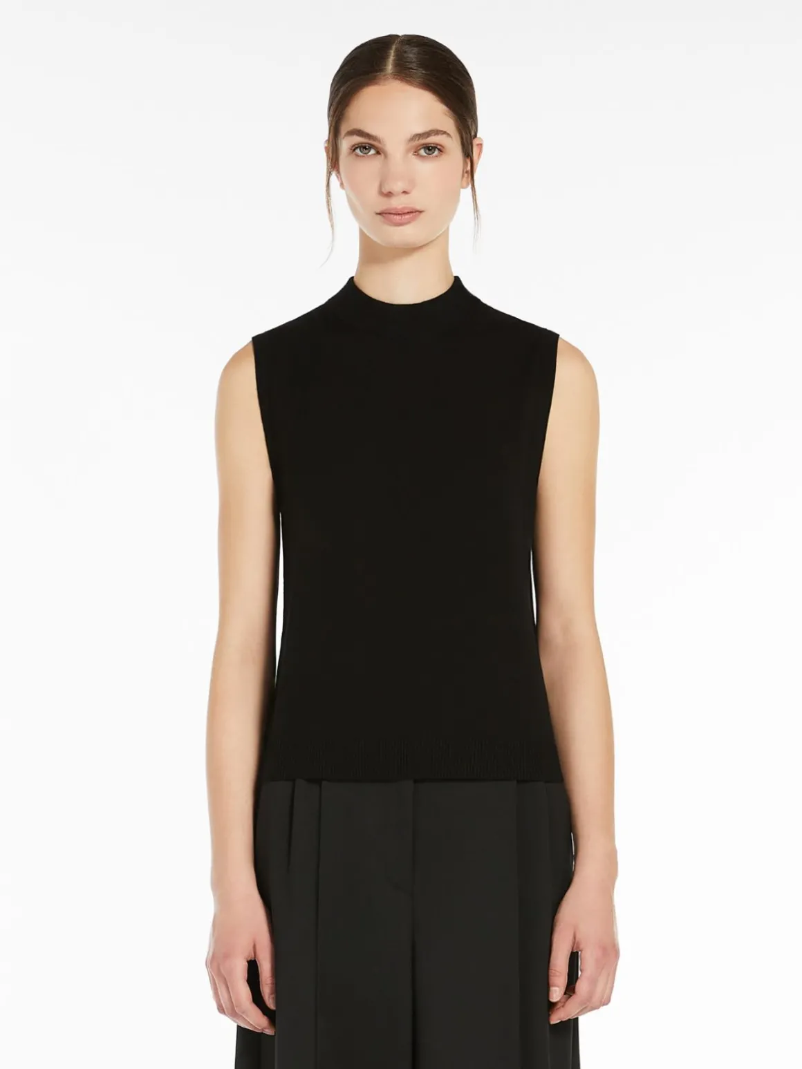 Stretch viscose yarn top