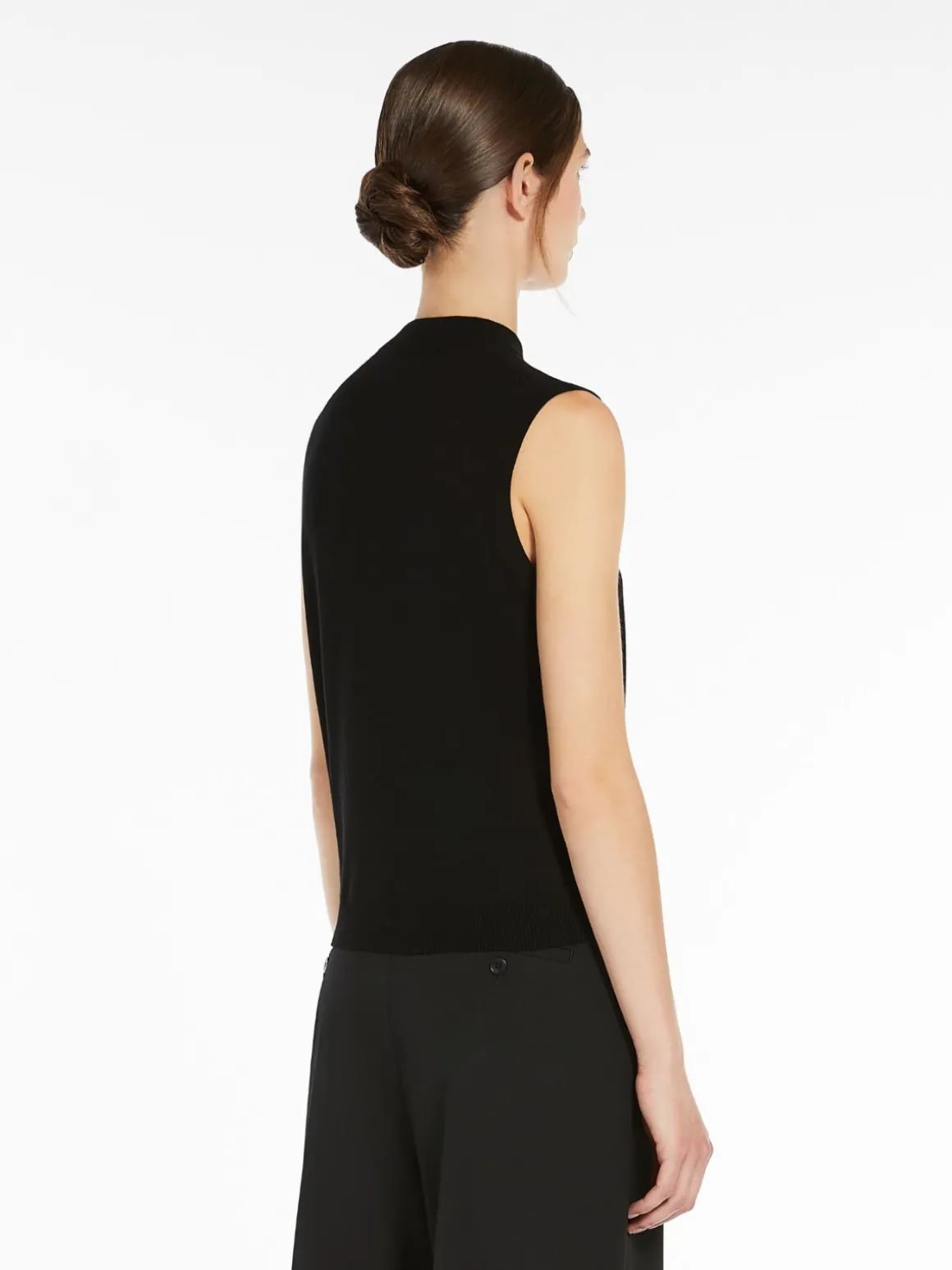 Stretch viscose yarn top