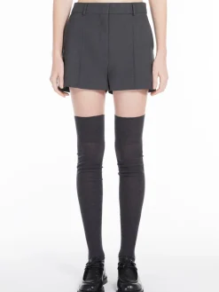 Stretch wool shorts