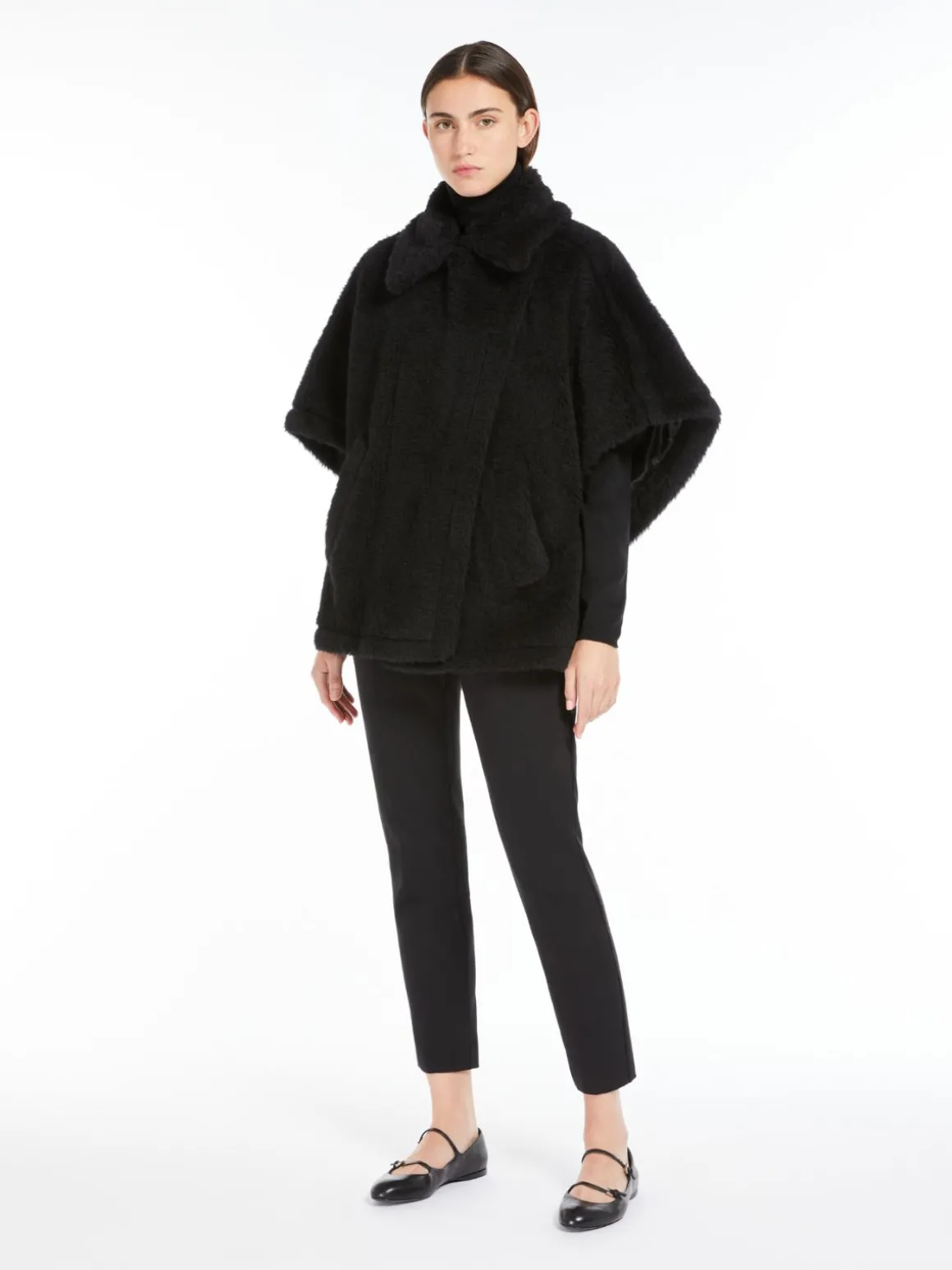 Teddy fabric short cloak