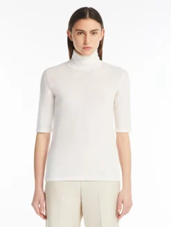 Turtleneck wool jumper