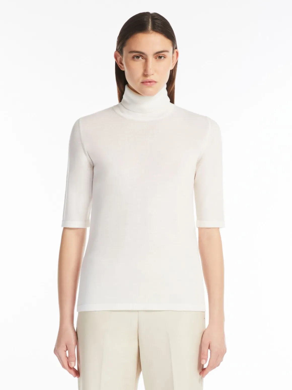Turtleneck wool jumper