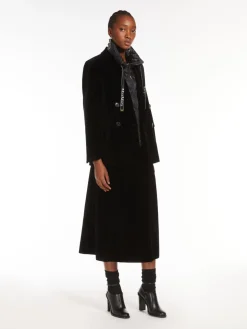 Velvet flared skirt