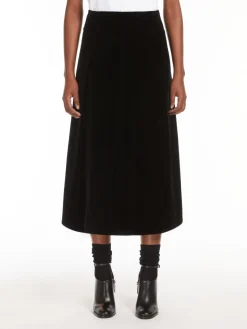 Velvet flared skirt