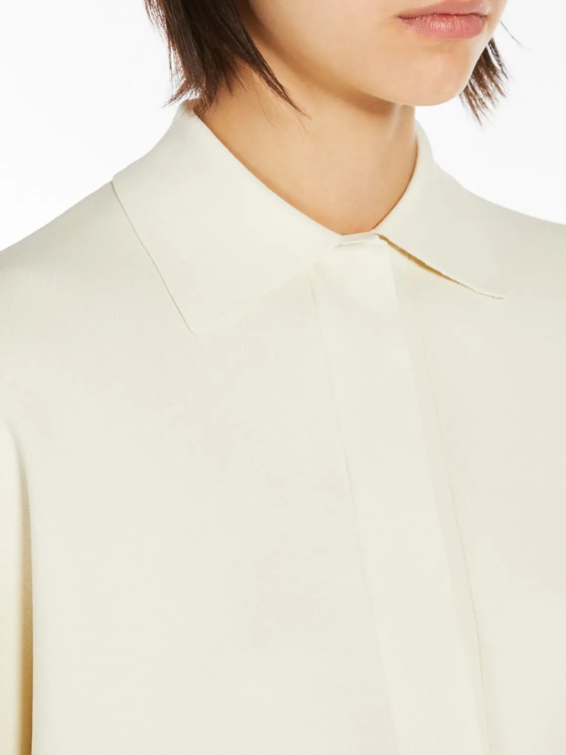 Viscose yarn blouse