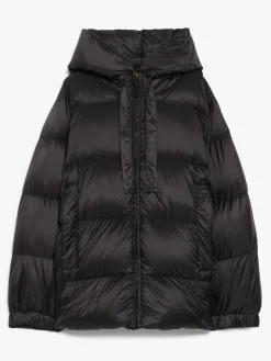 Water-repellent down jacket