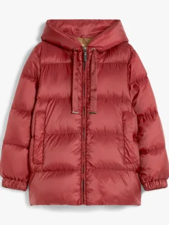 Water-repellent down jacket