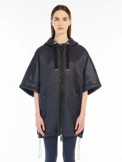 Water-repellent fabric cape