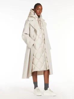 Water-repellent midi gilet