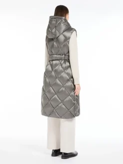 Water-repellent midi gilet