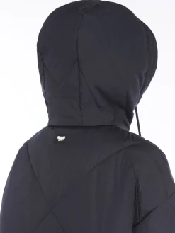Water-repellent taffeta hooded down jacket