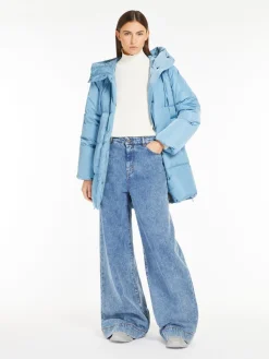 Water-repellent taffeta parka