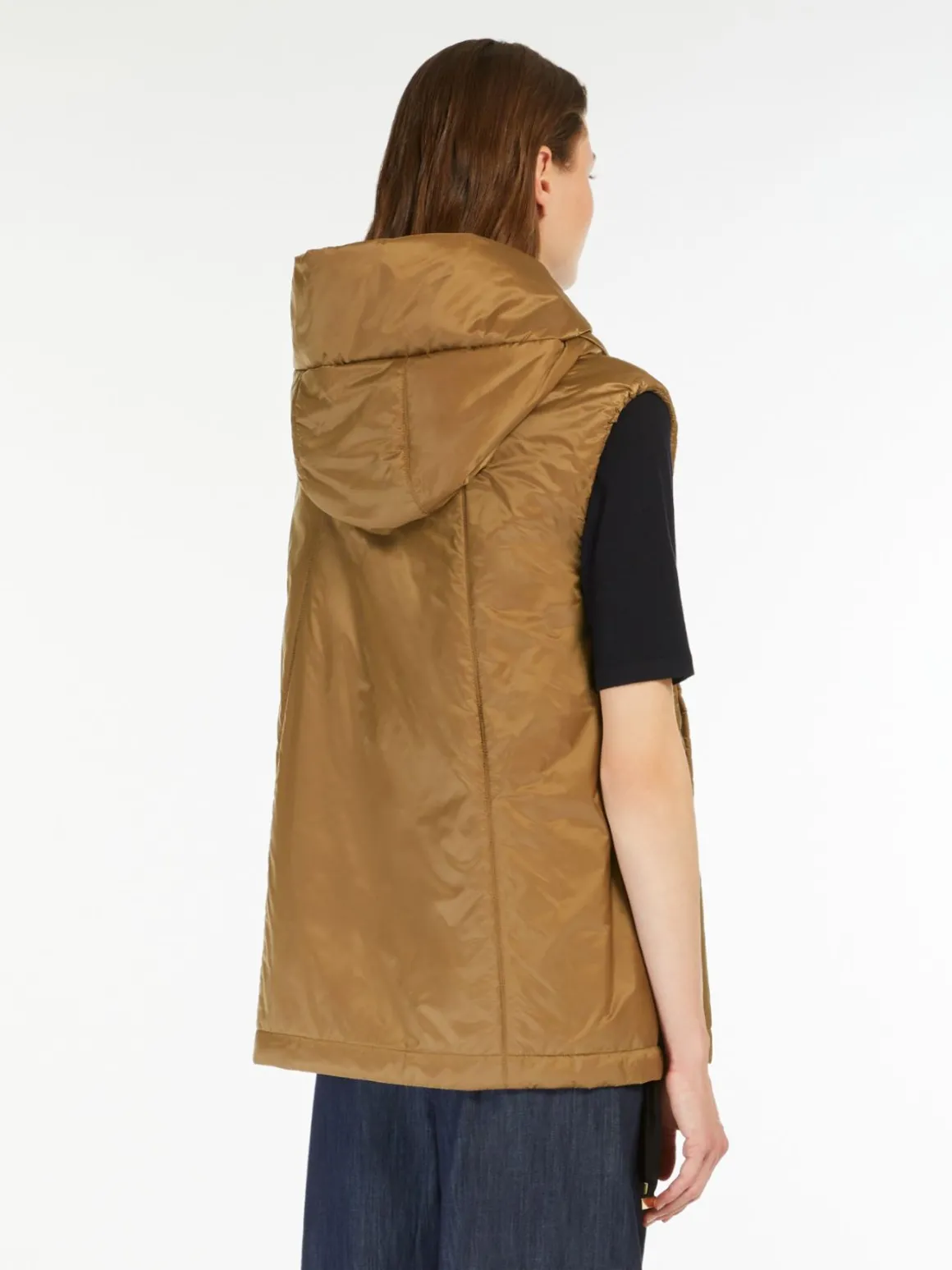 Water-repellent technical canvas gilet
