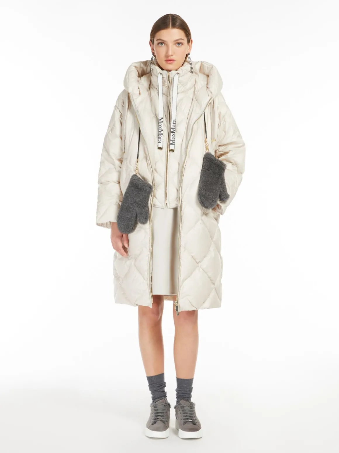 Water-repellent technical canvas gilet