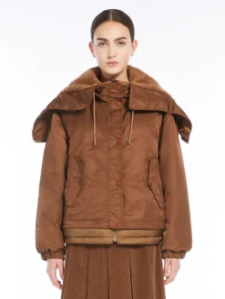 Water-repellent twill parka