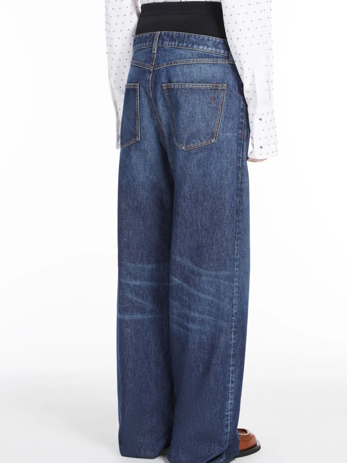 Wide-fit denim jeans