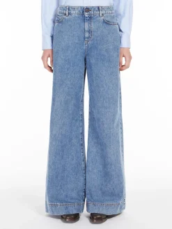 Wide-leg denim jeans