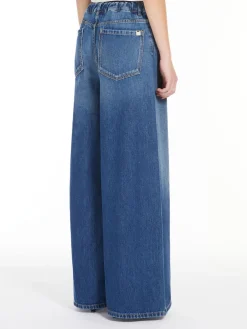 Wide-leg denim jeans