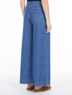 Wide-leg denim jeans