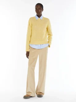Wide-leg velvet trousers