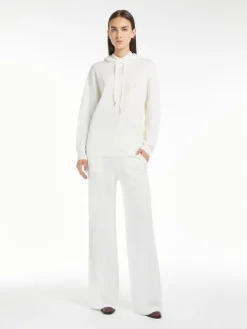 Wide-leg wool yarn trousers