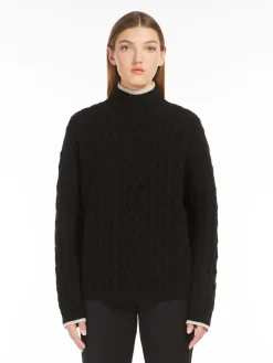 Wool and cashmere jumper