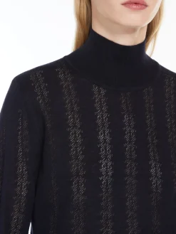 Wool and silk yarn turtleneck jumper