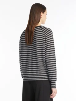 Wool knit jumper