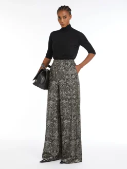 Wool knit turtleneck jumper