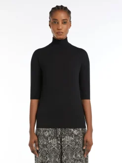 Wool knit turtleneck jumper