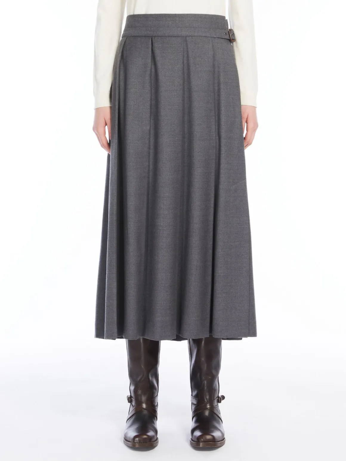 Wool pleated skirt