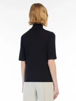 Wool yarn polo-neck sweater