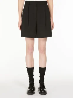 Woollen cloth Bermuda shorts
